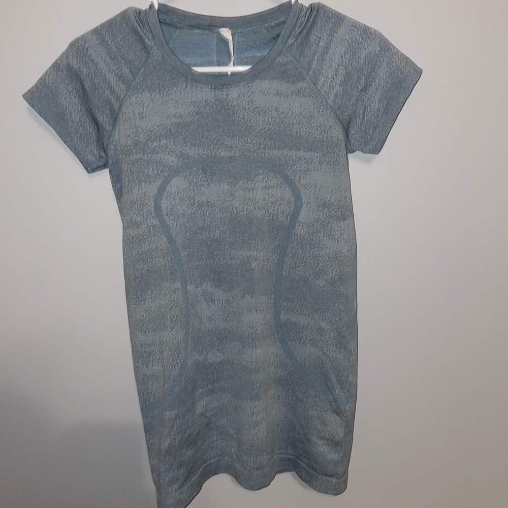 Lululemon Swiftly Tech Short Sleeve Shirt
